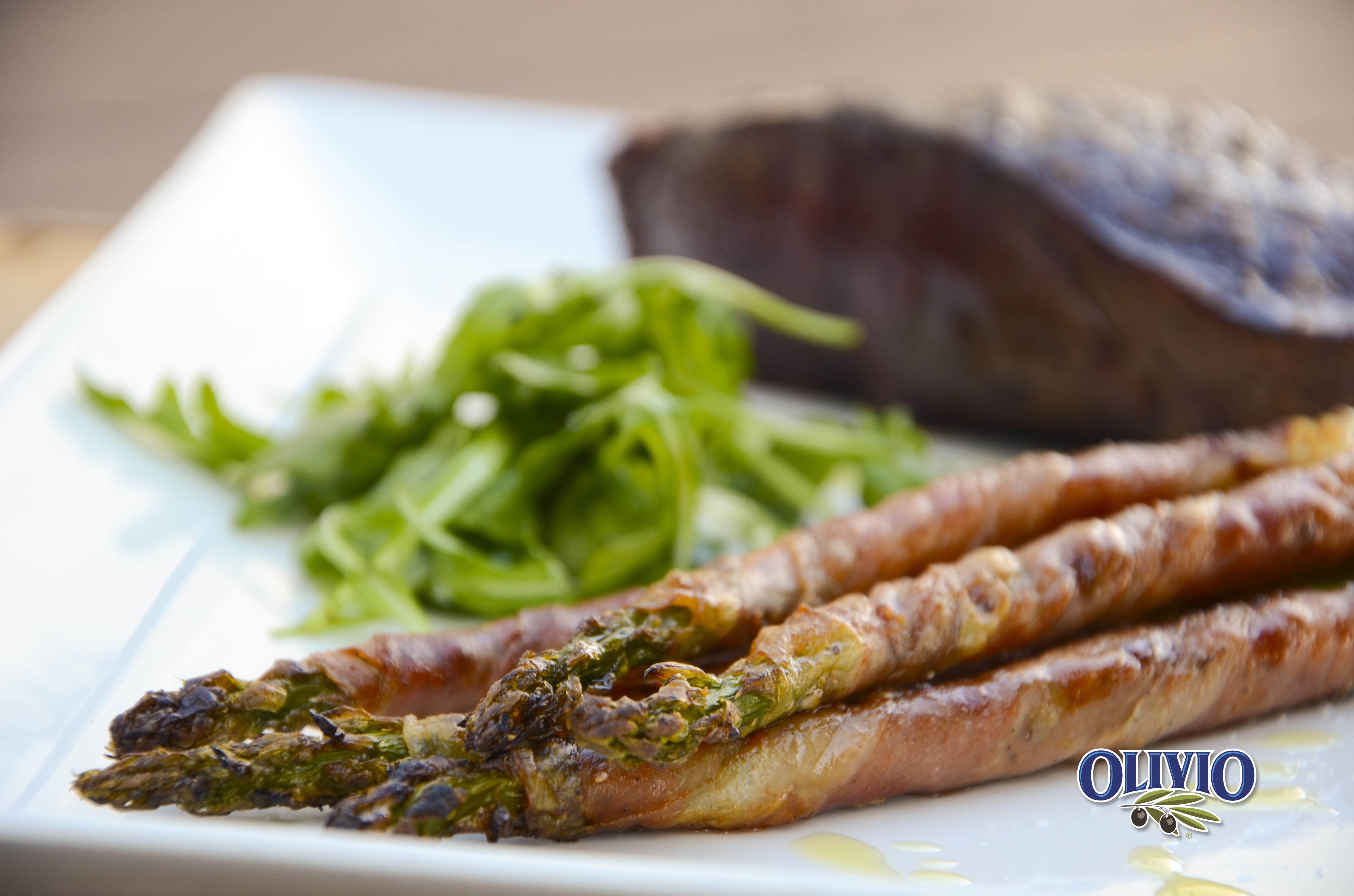 Crispy Prosciutto Asparagus Spears — Olivio